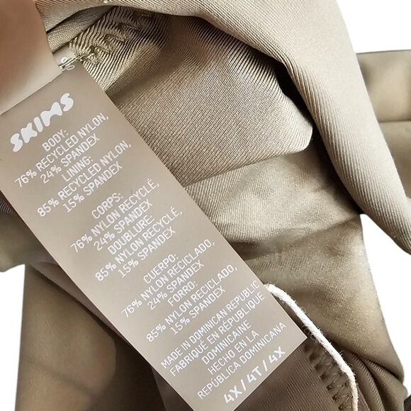 SKIMS Recycled Swim Plunge Bikini Top, Desert, Plus Size, Swimwear, Resort, 4X - Picture 6 of 8